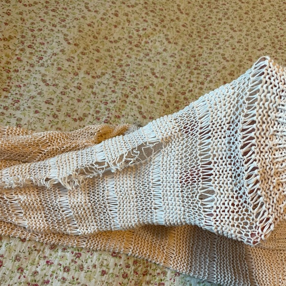 Hang ten 🦶 open knit sweater - Picture 5 of 6